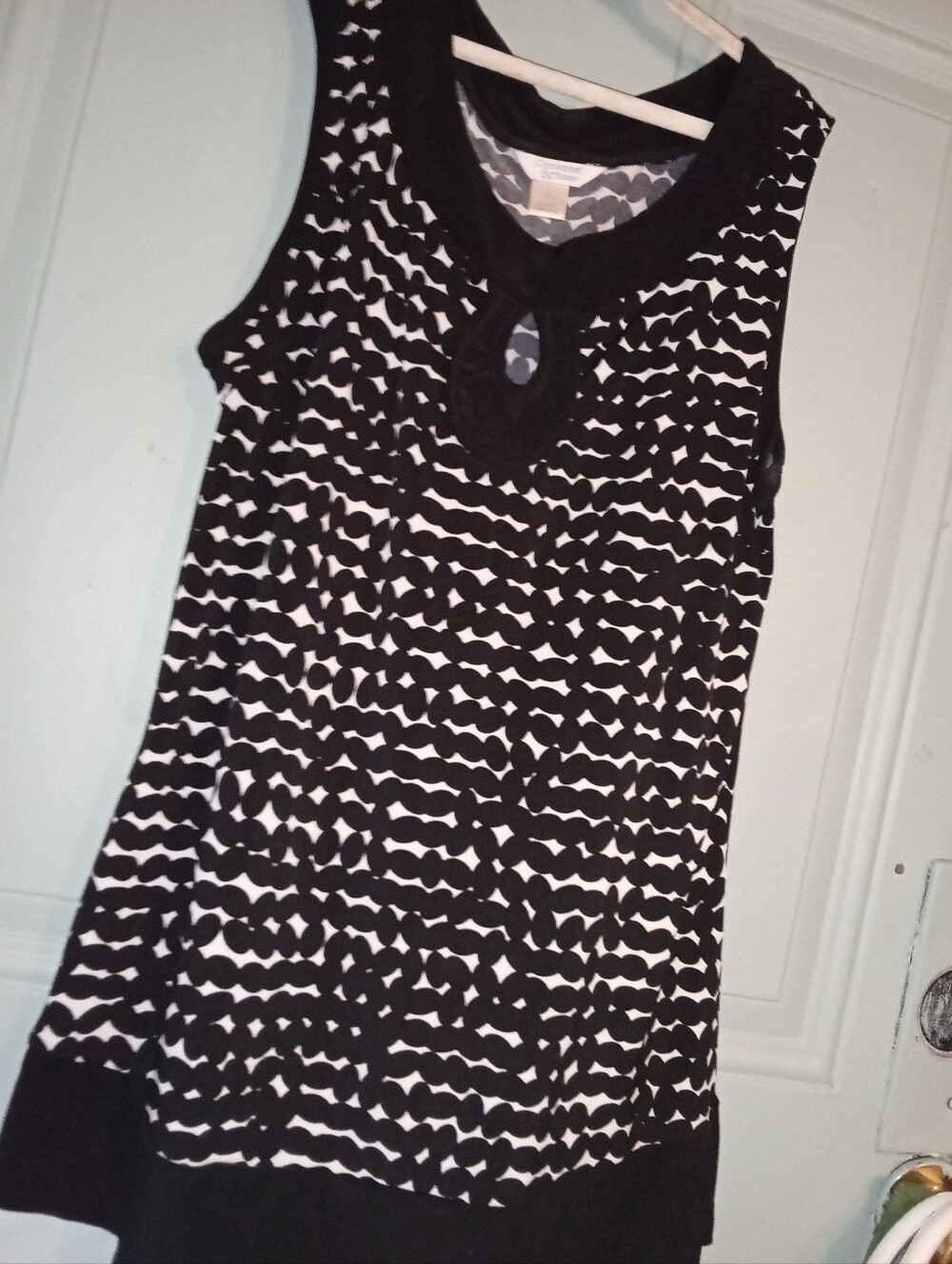 Christopher & Banks Black and White Sleeveless Keyhole Tank